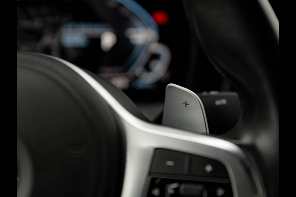 BMW 3-serie 330e M-Sport - Harman Kardon - Trekhaak - DAB - Camera