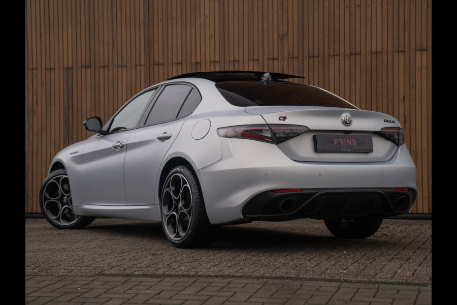 Alfa Romeo Giulia 2.0T 280pk Q4 Competizione | MY24 | Pano-dak | Harman/Kardon | Orig. NL