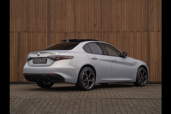 Alfa Romeo Giulia 2.0T 280pk Q4 Competizione | MY24 | Pano-dak | Harman/Kardon | Orig. NL