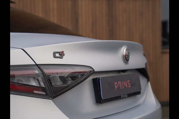 Alfa Romeo Giulia 2.0T 280pk Q4 Competizione | MY24 | Pano-dak | Harman/Kardon | Orig. NL
