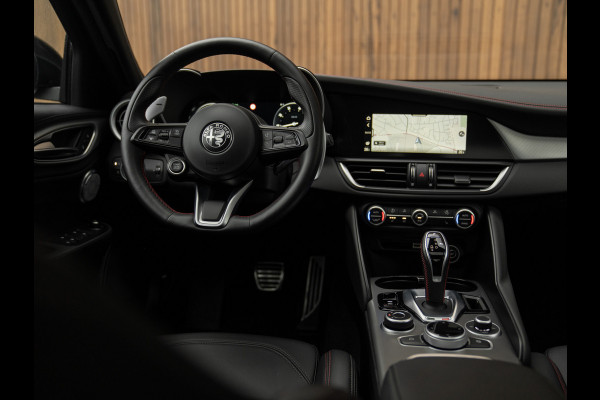 Alfa Romeo Giulia 2.0T 280pk Q4 Competizione | MY24 | Pano-dak | Harman/Kardon | Orig. NL