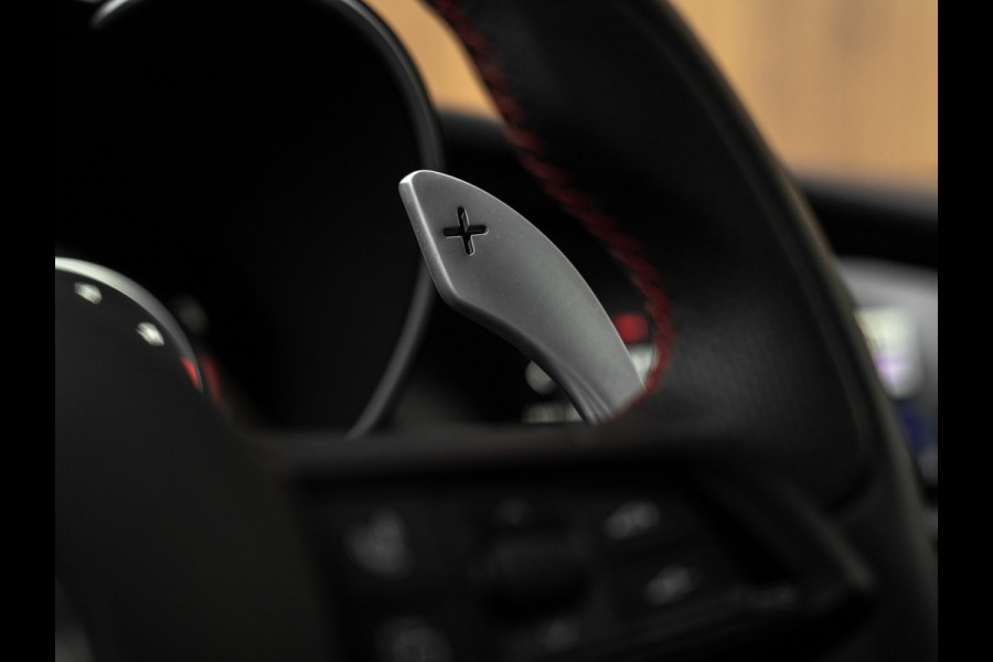 Alfa Romeo Giulia 2.0T 280pk Q4 Competizione | MY24 | Pano-dak | Harman/Kardon | Orig. NL