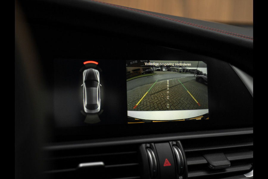 Alfa Romeo Giulia 2.0T 280pk Q4 Competizione | MY24 | Pano-dak | Harman/Kardon | Orig. NL