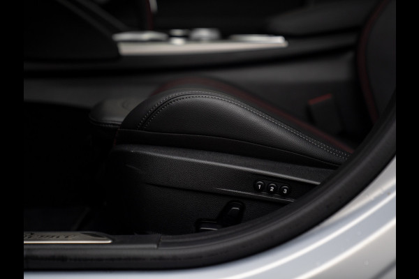 Alfa Romeo Giulia 2.0T 280pk Q4 Competizione | MY24 | Pano-dak | Harman/Kardon | Orig. NL
