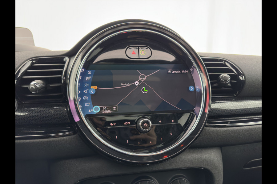 MINI Clubman 2.0 Cooper S ALL4 Premier Plus JCW (INCL-BTW) Aut * PANO | LUXURY-LEATHER | FULL-LED | HEATED-SPORTSEATS | DIGI-COCKPIT | AMBIENT-LIGHT | PRIVACY-GLASS | HEAD-UP | PDC | CAMERA | DAB  | KEYLESS | TOWBAR | 18"ALU*