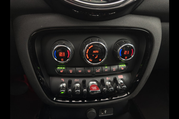 MINI Clubman 2.0 Cooper S ALL4 Premier Plus JCW (INCL-BTW) Aut * PANO | LUXURY-LEATHER | FULL-LED | HEATED-SPORTSEATS | DIGI-COCKPIT | AMBIENT-LIGHT | PRIVACY-GLASS | HEAD-UP | PDC | CAMERA | DAB  | KEYLESS | TOWBAR | 18"ALU*