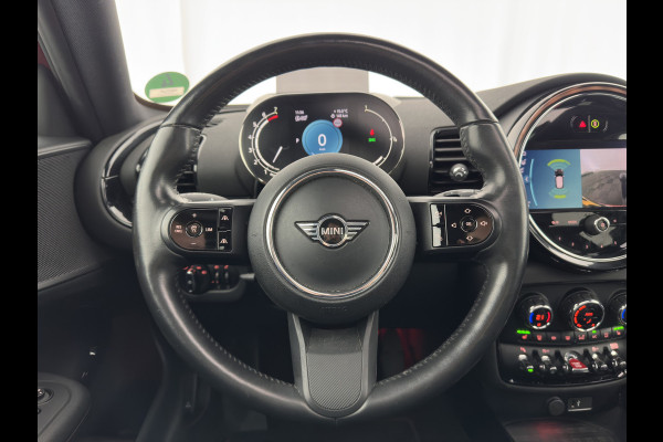 MINI Clubman 2.0 Cooper S ALL4 Premier Plus JCW (INCL-BTW) Aut * PANO | LUXURY-LEATHER | FULL-LED | HEATED-SPORTSEATS | DIGI-COCKPIT | AMBIENT-LIGHT | PRIVACY-GLASS | HEAD-UP | PDC | CAMERA | DAB  | KEYLESS | TOWBAR | 18"ALU*