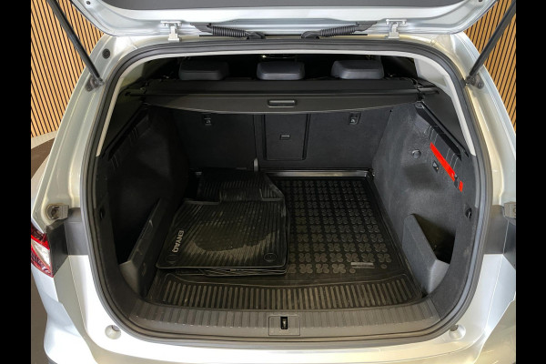 Škoda ENYAQ iV 60|TREKHAAK|VOLLEDER|STOEL-, STUURVERW.|ELEK. INTERIEUR|MEMORY|ACC|CARPLAY|CAMERA|NAVI|INCL. BTW|1e EIG.|NAP|