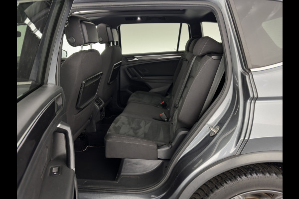 Volkswagen Tiguan Allspace 1.5 TSI R-line Highline Business (7-Pers.) (INCL-BTW) Aut * PANO | NAVI-FULLMAP | XENON | ALCANTARA | HEATED-ERGONOMIC-SPORTSEATS | KEYLESS | PRIVACY-GLASS | CAMERA | DAB | DIGI-COCKPIT | PDC | TOWBAR | ECC | 19"ALU*
