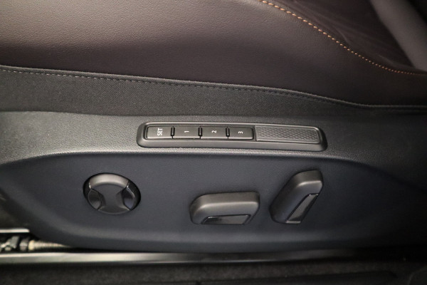 CUPRA Terramar 1.5 TSI e-Hybrid VZ Performance Pano Sennheiser HUD Schakelpaddles ACC Stoelverw. Carplay