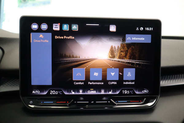 CUPRA Terramar 1.5 TSI e-Hybrid VZ Performance Pano Sennheiser HUD Schakelpaddles ACC Stoelverw. Carplay