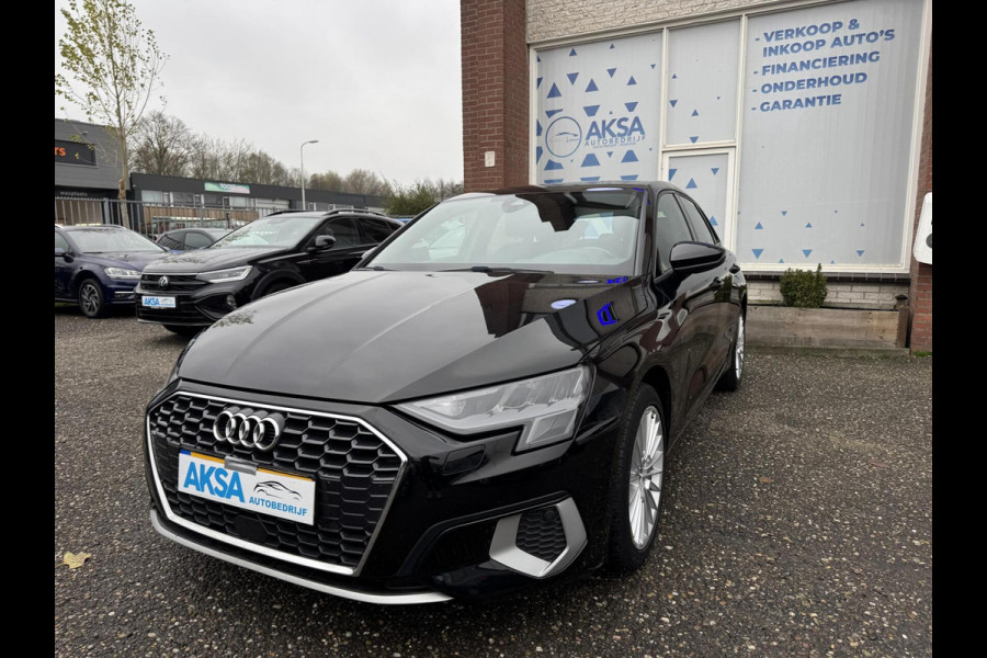 Audi A3 Sportback 150pk 35 TFSI Business edition S-Tronic Keyless LaneAssist CarPlay Navi Garantie
