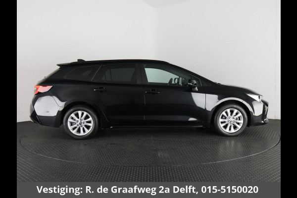 Toyota Corolla Touring Sports Hybrid 140 Business Luxury | Stuur- & Stoelverwarming | Parkeersensoren | Navigatie | Apple Carplay & AndroidAUTO |