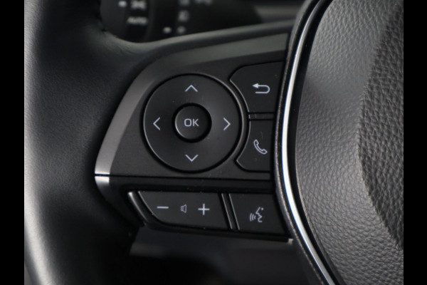 Toyota Corolla Touring Sports Hybrid 140 Business Luxury | Stuur- & Stoelverwarming | Parkeersensoren | Navigatie | Apple Carplay & AndroidAUTO |