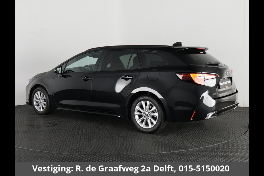 Toyota Corolla Touring Sports Hybrid 140 Business Luxury | Stuur- & Stoelverwarming | Parkeersensoren | Navigatie | Apple Carplay & AndroidAUTO |