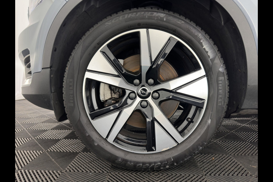 Volvo XC40 Recharge Twin Plus *LEATHER-ALCANTARA | DIGI-COCKPIT | FULL-LED | PREMIUM-AUDIO | TOP-VIEW | CARPLAY | NAVI-FULLMAP | ECC | PDC | KEYLESS | HEATED-SPORTSEATS | BLIS | PRIVACY-GLASS | TOWBAR | 19 "ALU
