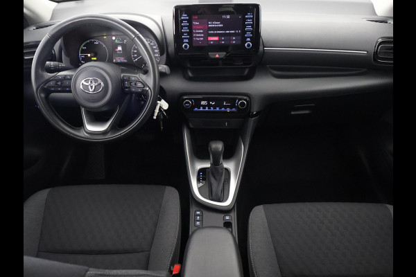 Toyota Yaris 1.5 Hybrid Business Black Edition | Apple Carplay & AndroidAUTO | Privacy Glass |