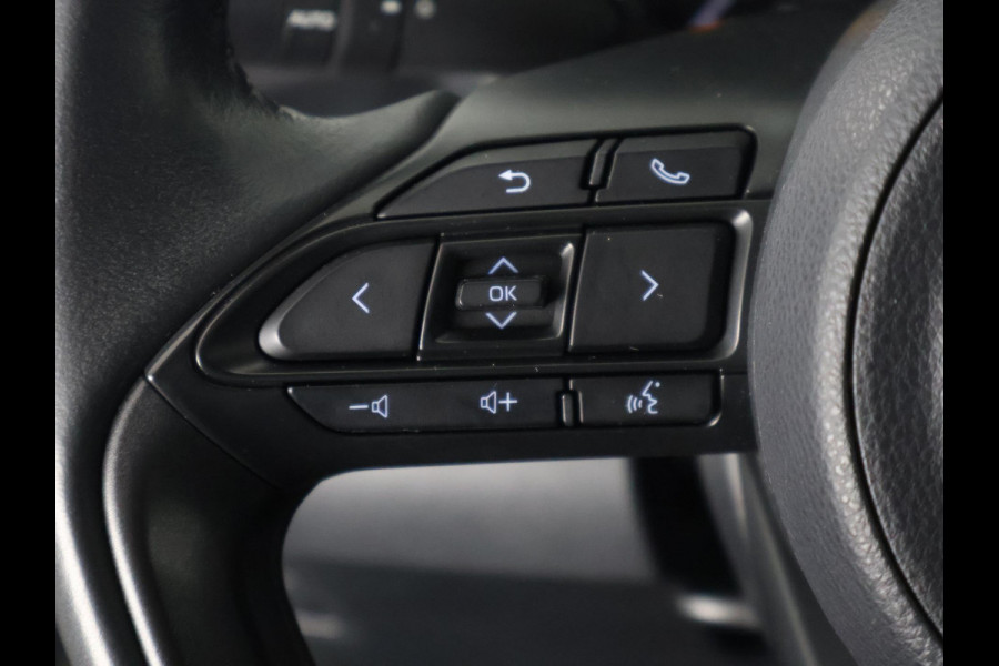 Toyota Yaris 1.5 Hybrid Business Black Edition | Apple Carplay & AndroidAUTO | Privacy Glass |