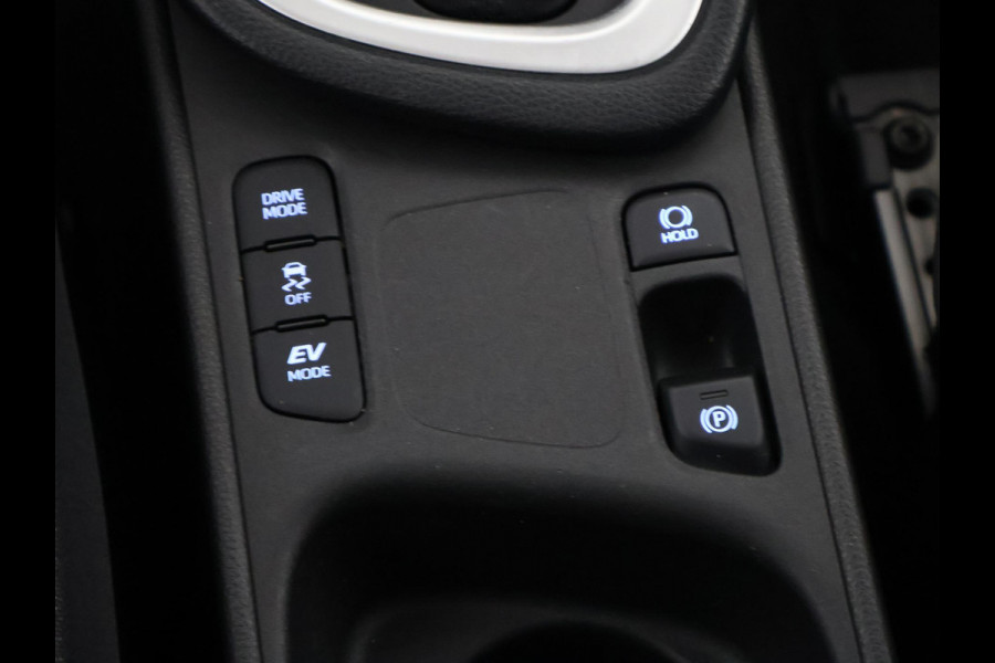 Toyota Yaris 1.5 Hybrid Business Black Edition | Apple Carplay & AndroidAUTO | Privacy Glass |