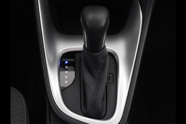 Toyota Yaris 1.5 Hybrid Business Black Edition | Apple Carplay & AndroidAUTO | Privacy Glass |