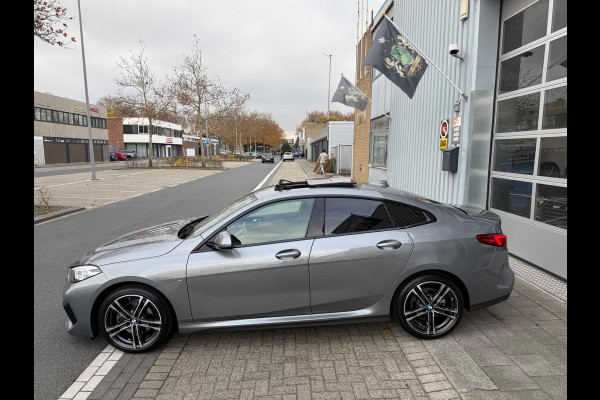 BMW 2 Serie Gran Coupé 218i High Executive M Sport LEER/PANO