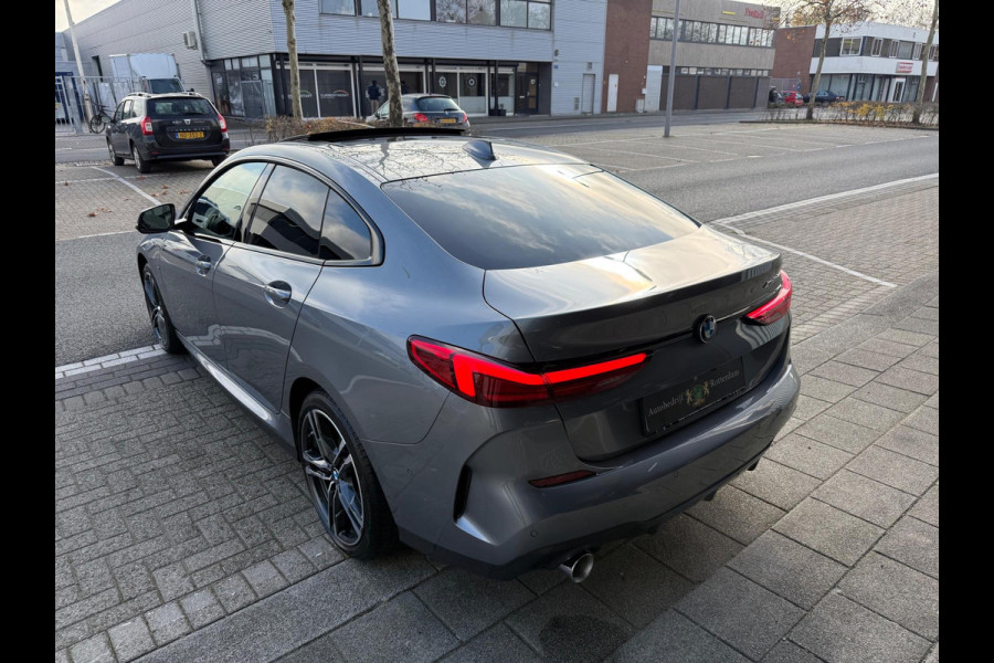 BMW 2 Serie Gran Coupé 218i High Executive M Sport LEER/PANO