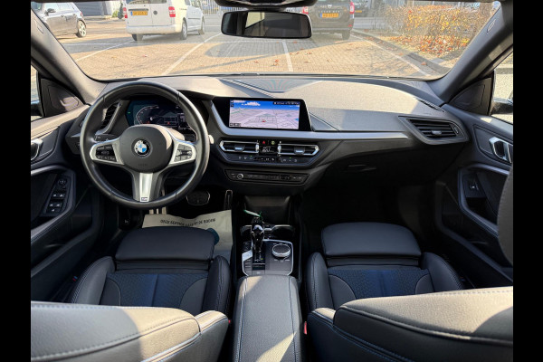 BMW 2 Serie Gran Coupé 218i High Executive M Sport LEER/PANO