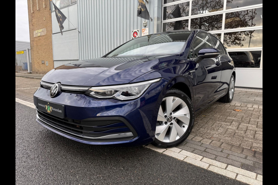 Volkswagen Golf 1.5 eTSI Style LED/LMV17/PDC/NAVI/VIRTU/PANO