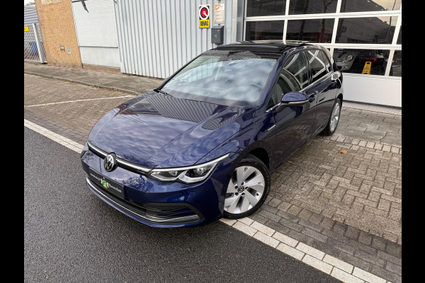 Volkswagen Golf 1.5 eTSI Style LED/LMV17/PDC/NAVI/VIRTU/PANO