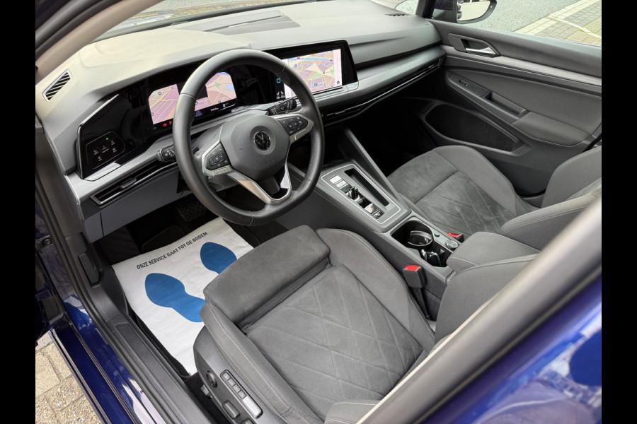 Volkswagen Golf 1.5 eTSI Style LED/LMV17/PDC/NAVI/VIRTU/PANO