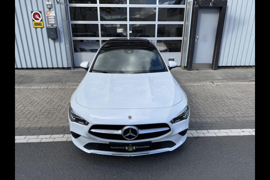 Mercedes-Benz CLA-Klasse 250e AMG CAM/LMV-18/LEER/NAVI/PANO