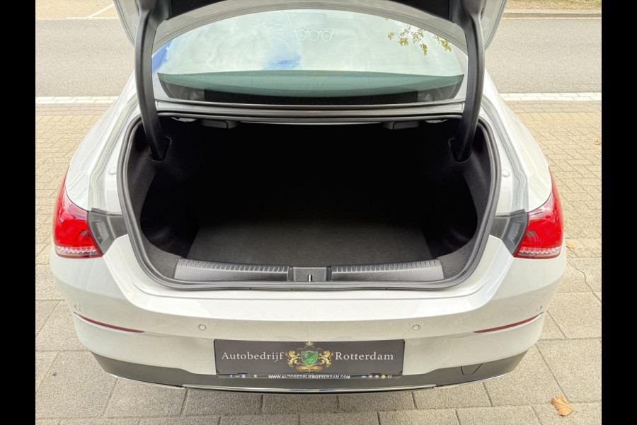Mercedes-Benz CLA-Klasse 250e AMG CAM/LMV-18/LEER/NAVI/PANO