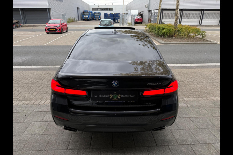 BMW 5 Serie 530e High Executive M-Sport 360º CAM/LEER/PANO