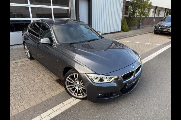 BMW 3-serie 320i M Performance CARPLAY/LED/CAM/M18/LEER/NAVI