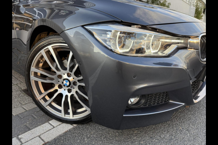 BMW 3-serie 320i M Performance CARPLAY/LED/CAM/M18/LEER/NAVI