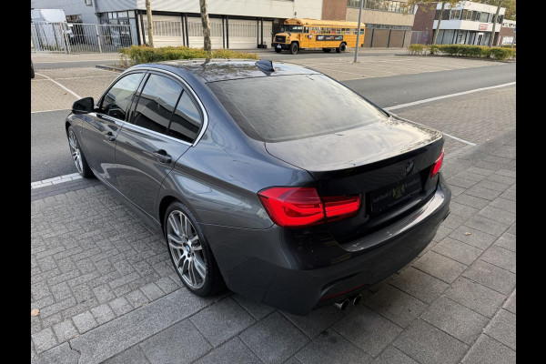 BMW 3-serie 320i M Performance CARPLAY/LED/CAM/M18/LEER/NAVI