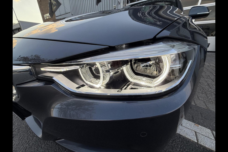 BMW 3-serie 320i M Performance CARPLAY/LED/CAM/M18/LEER/NAVI
