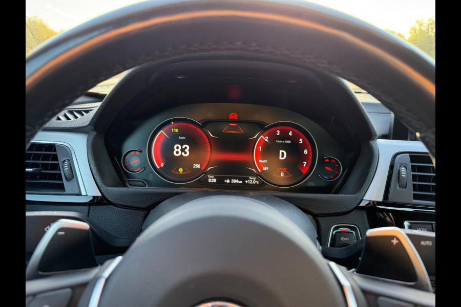 BMW 3-serie 320i M Performance CARPLAY/LED/CAM/M18/LEER/NAVI