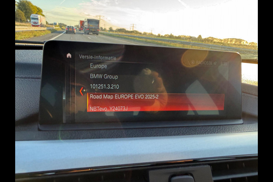 BMW 3-serie 320i M Performance CARPLAY/LED/CAM/M18/LEER/NAVI