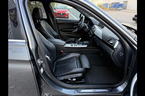 BMW 3-serie 320i M Performance CARPLAY/LED/CAM/M18/LEER/NAVI