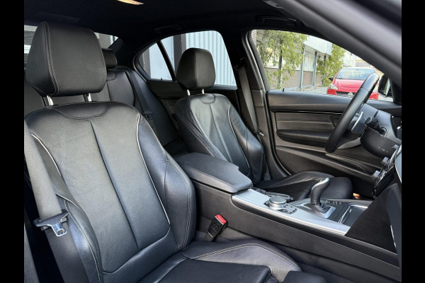 BMW 3-serie 320i M Performance CARPLAY/LED/CAM/M18/LEER/NAVI