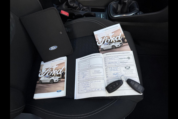 Ford Fiesta 1.0 EcoBoost Titanium ACC/PDC V&A/CAM/NAVI/PANO