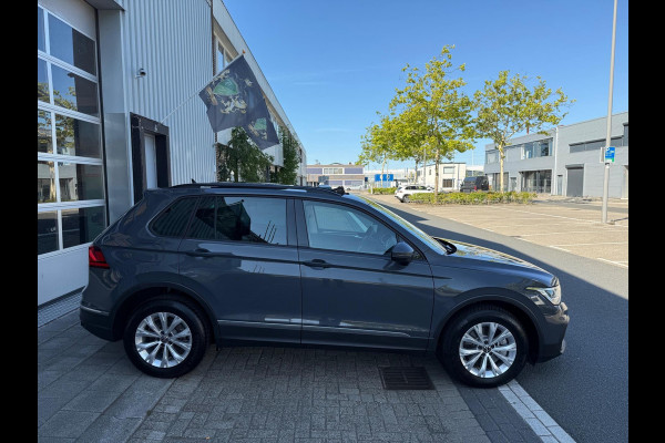 Volkswagen Tiguan 1.4 TSI eHybrid ACC/PDC V&A/LMV/NAVI/PANO
