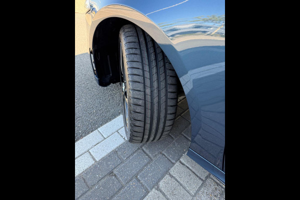 Mercedes-Benz A-Klasse 250 e AMG LED/PDC/CAM/NAVI/LEER/LMV19