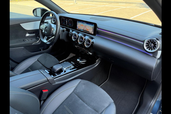 Mercedes-Benz A-Klasse 250 e AMG LED/PDC/CAM/NAVI/LEER/LMV19