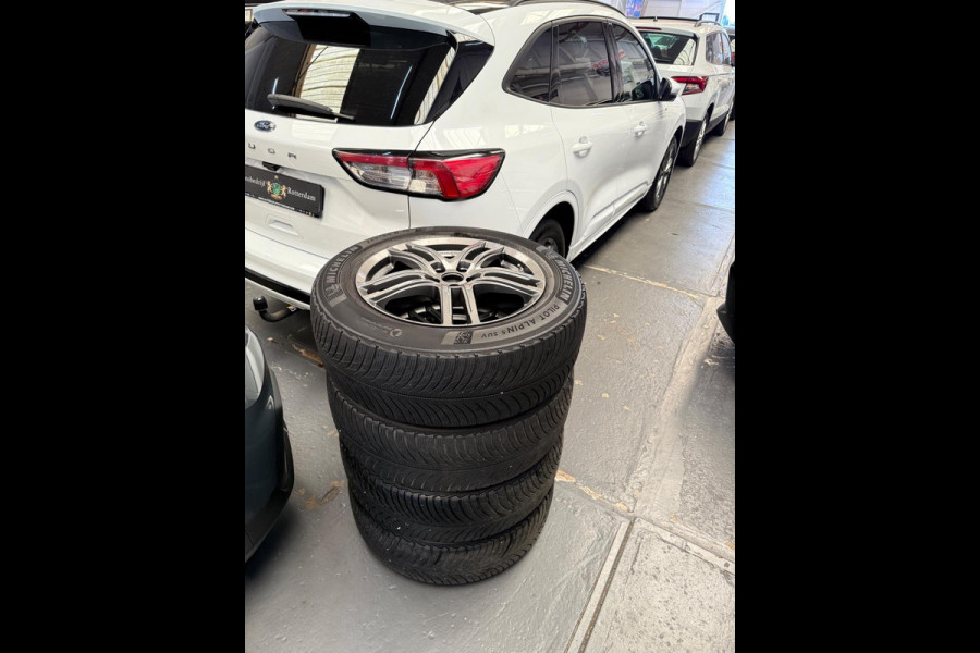 Ford Kuga 2.5 PHEV ST-Line X AUT PDC/CAM/LM18/LEER/NAVI/PANO