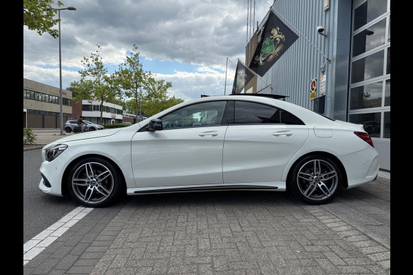 Mercedes-Benz CLA-Klasse 200 AMG PDC/CAM/LMV18/LEER/NAV/PANO