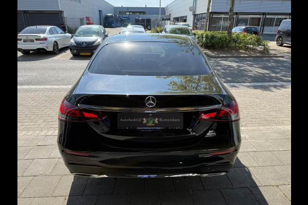 Mercedes-Benz E-Klasse 300 e AMG LEDER/NAVI/PANO/BURMESTER®