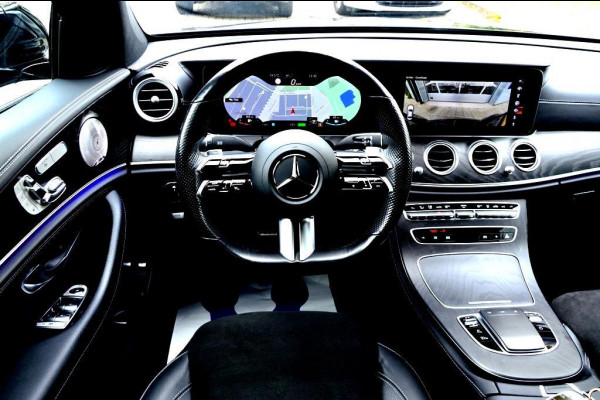 Mercedes-Benz E-Klasse 300 e AMG LEDER/NAVI/PANO/BURMESTER®