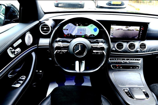 Mercedes-Benz E-Klasse 300 e AMG LEDER/NAVI/PANO/BURMESTER®